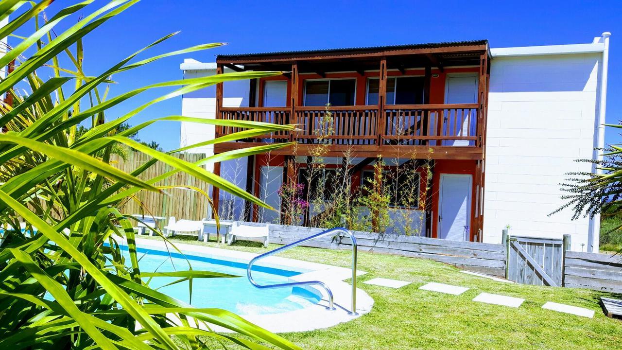 Apartamentos La Playa Piriapolis Exterior photo