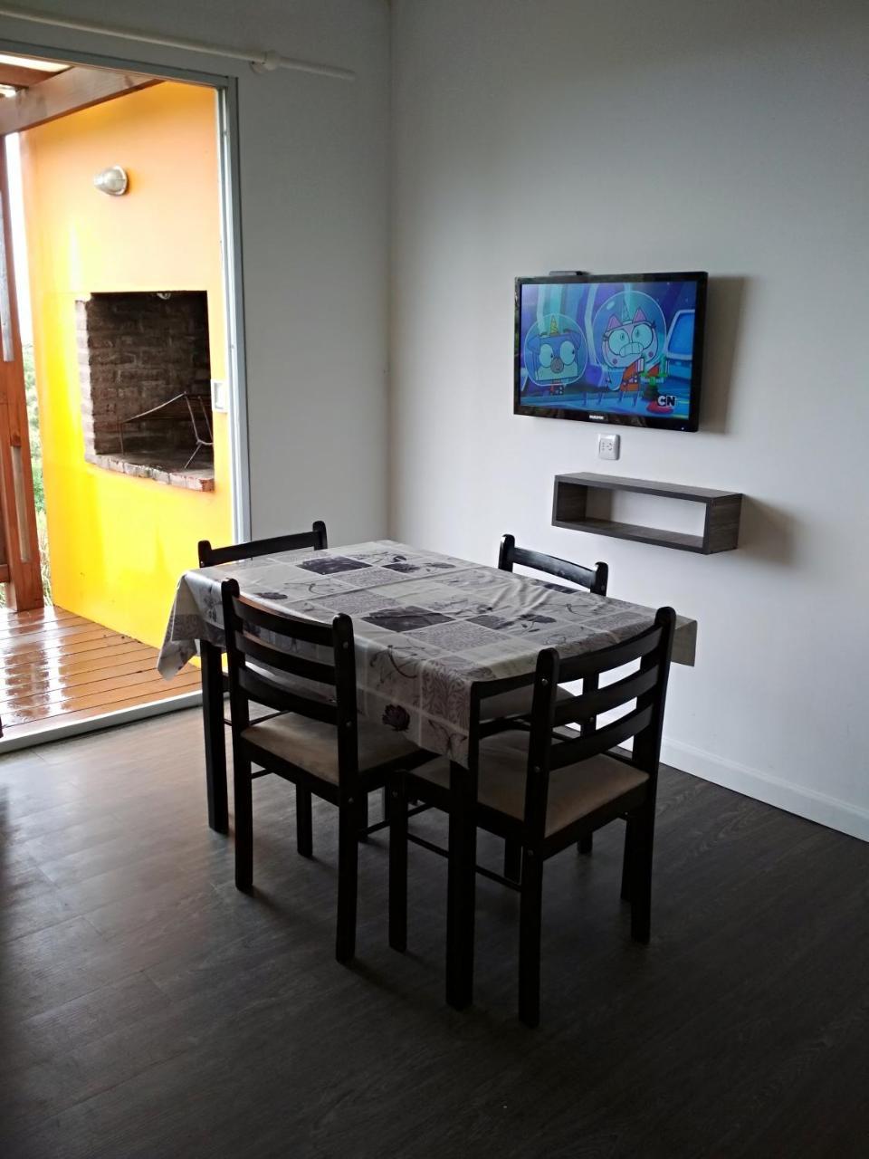 Apartamentos La Playa Piriapolis Exterior photo